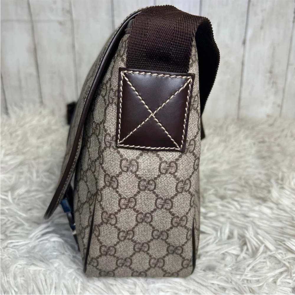 Gucci Beige Messenger Bag - Picture 3 of 16